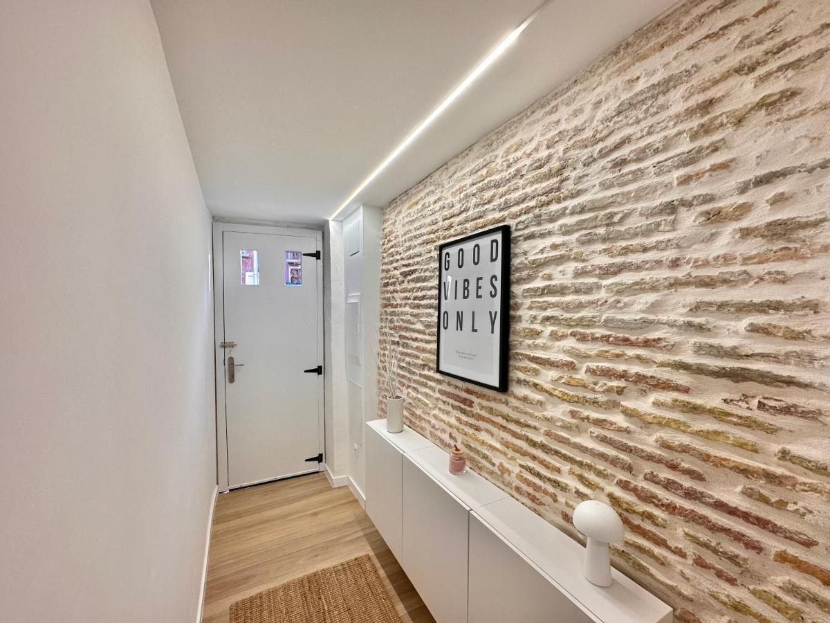 Laura'S Haus Villa Тудела Екстериор снимка