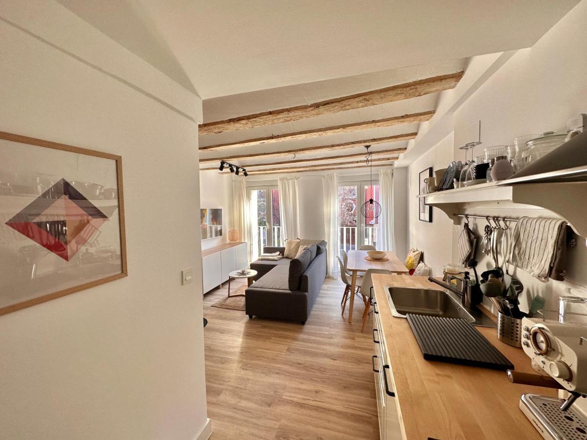 Laura'S Haus Villa Тудела Екстериор снимка