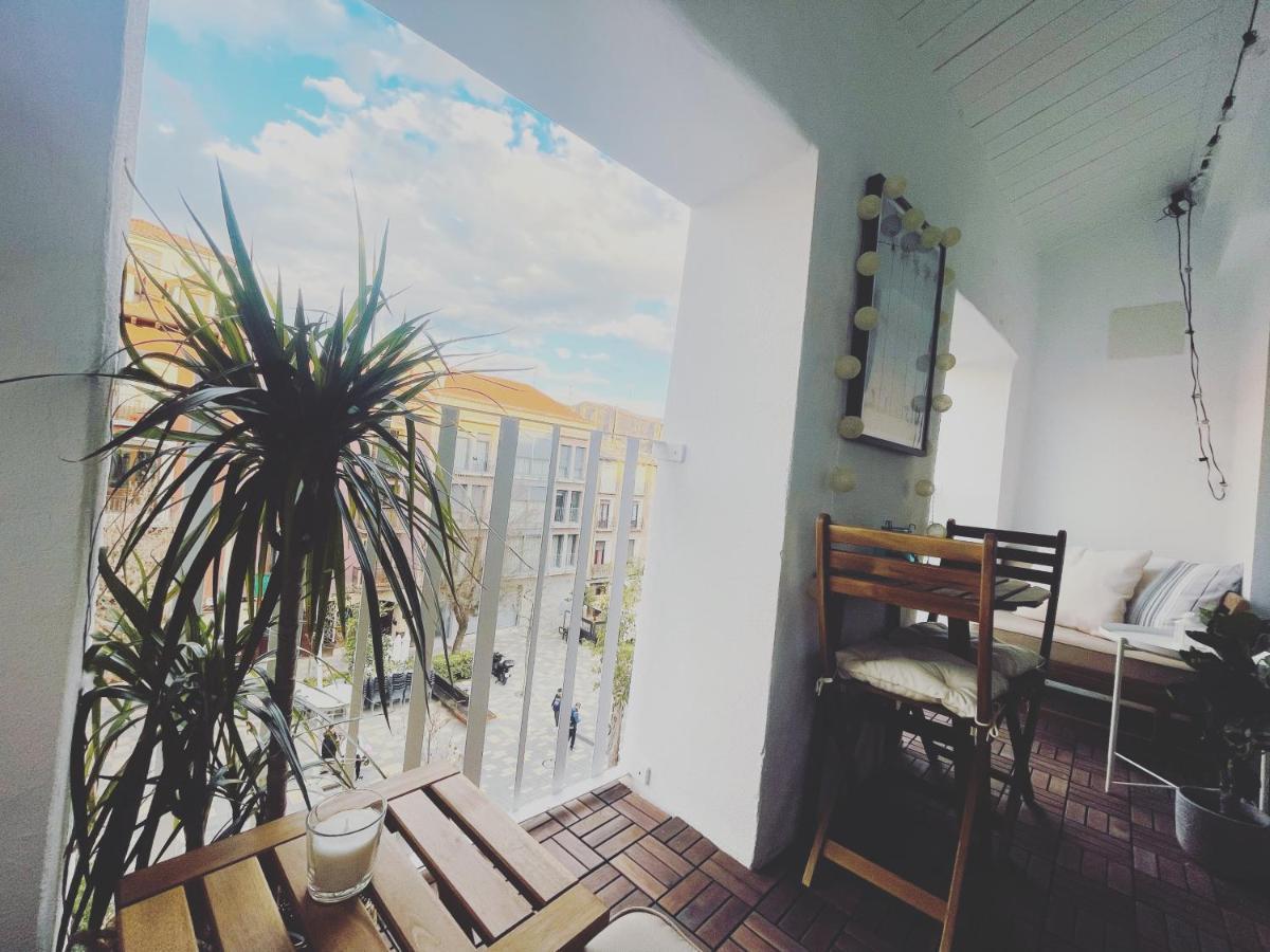 Laura'S Haus Villa Тудела Екстериор снимка