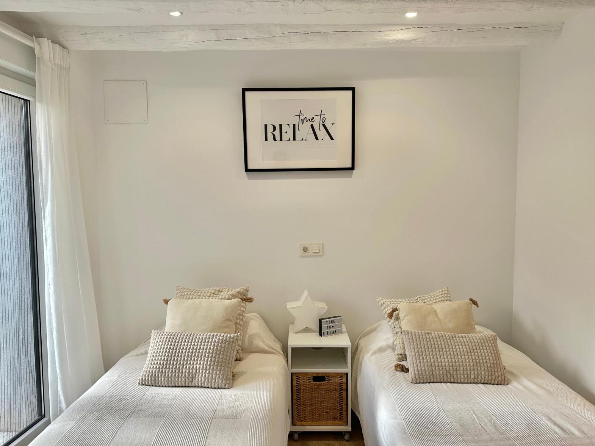 Laura'S Haus Villa Тудела Екстериор снимка