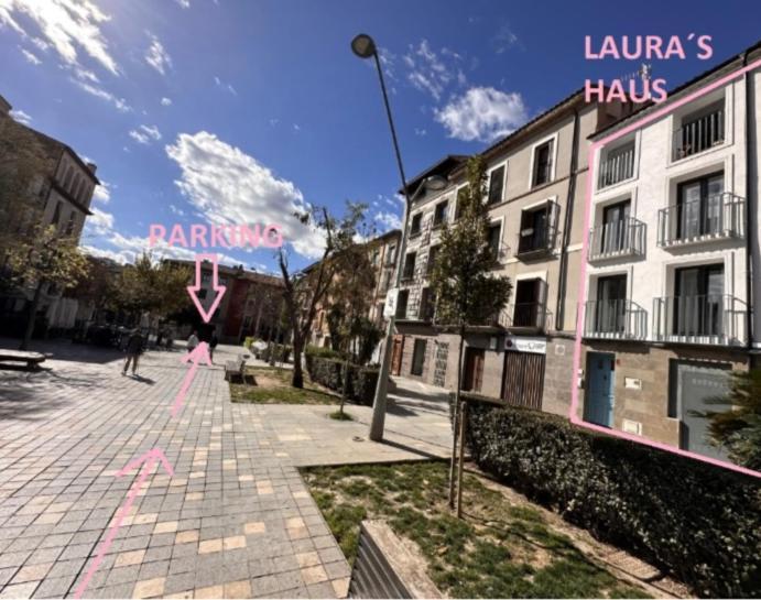 Laura'S Haus Villa Тудела Екстериор снимка